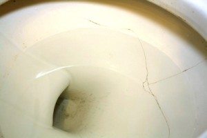 Image - DIY toilet cracking repair