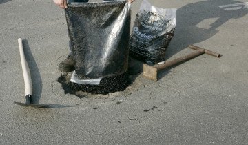 Image - DIY asphalt pavement repair