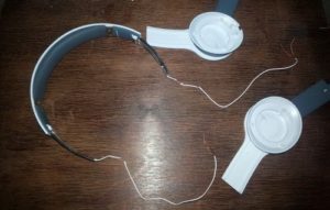 Image - DIY Sinhaizer Headphone Repair