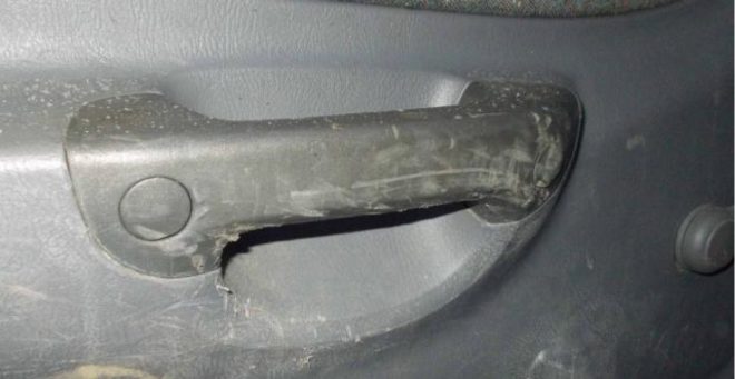 Image - DIY repair of scratches on the plastic of the car interior