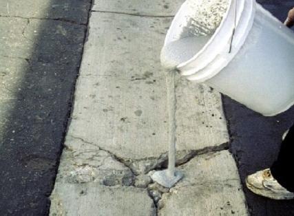 Image - Do-it-yourself concrete repair compound