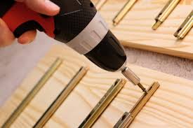 Image - Do-it-yourself upholstery and repair of furniture