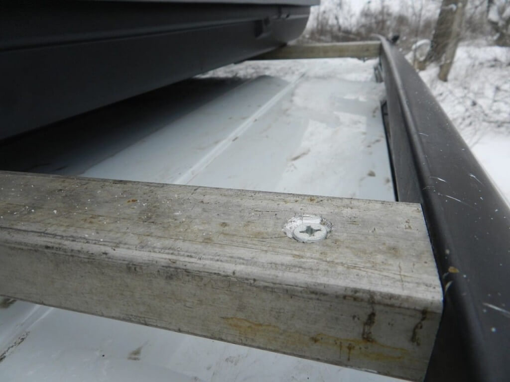 Image - DIY repair of roof rails