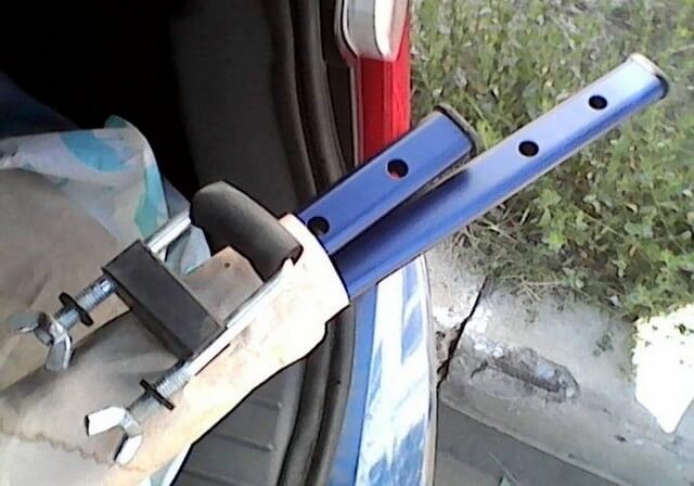 Image - DIY repair of roof rails