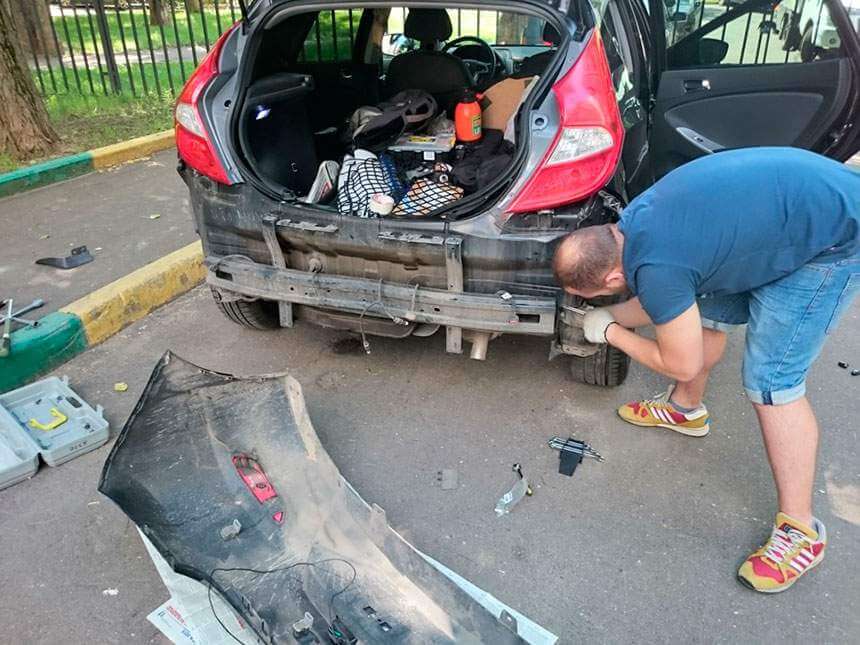Image - Do-it-yourself Hyundai Solaris rear bumper repair