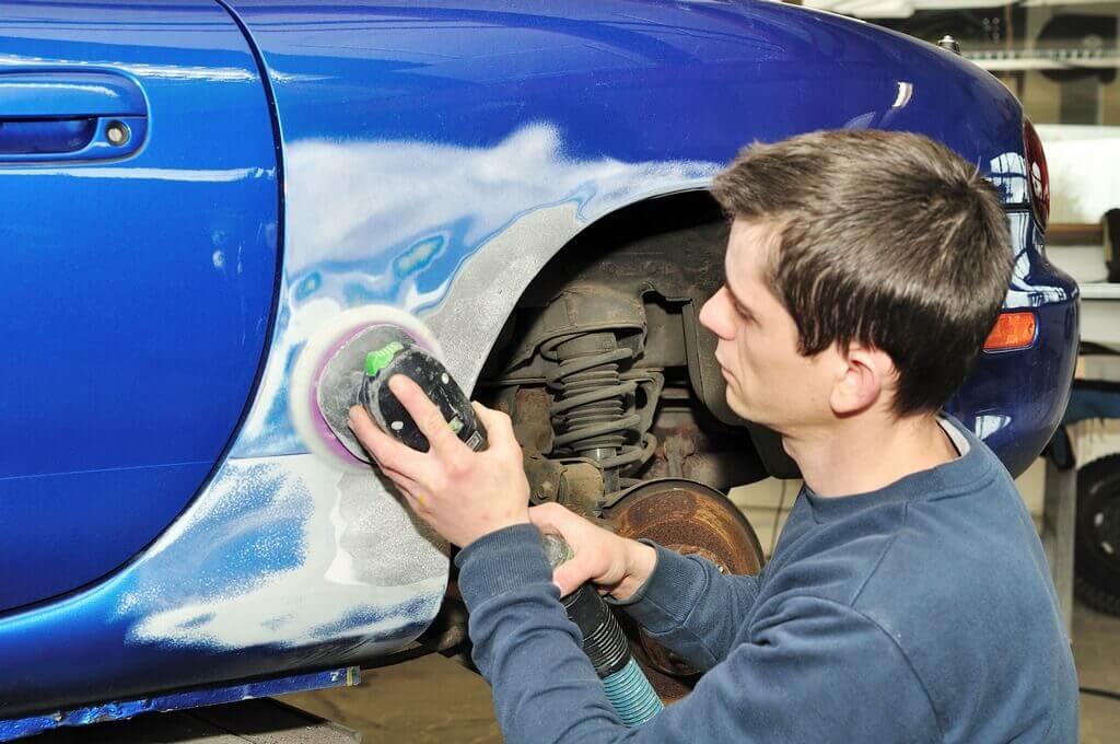 Image - Do-it-yourself repair of chips on a car body photo report