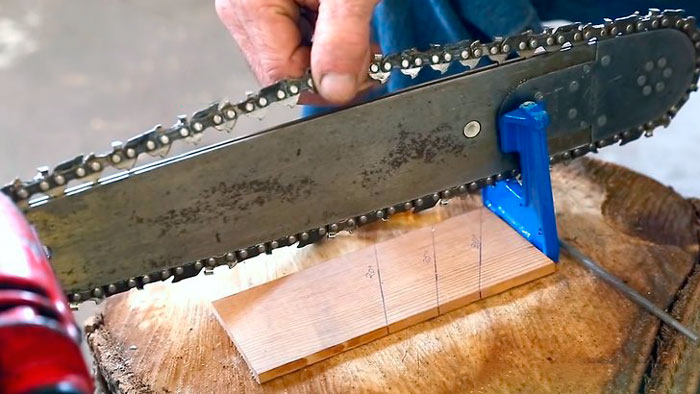 Image - DIY chainsaw chain repair machine