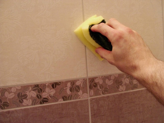 Image - DIY tile seam repair