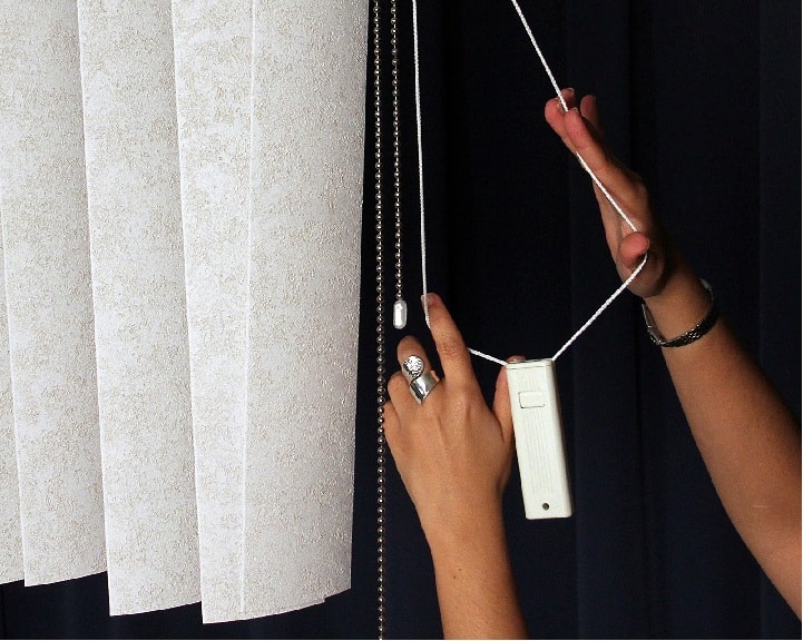 Image - Do-it-yourself roller blinds repair