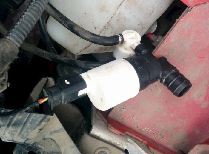 Image - Windshield washer motor vaz 2110 DIY repair