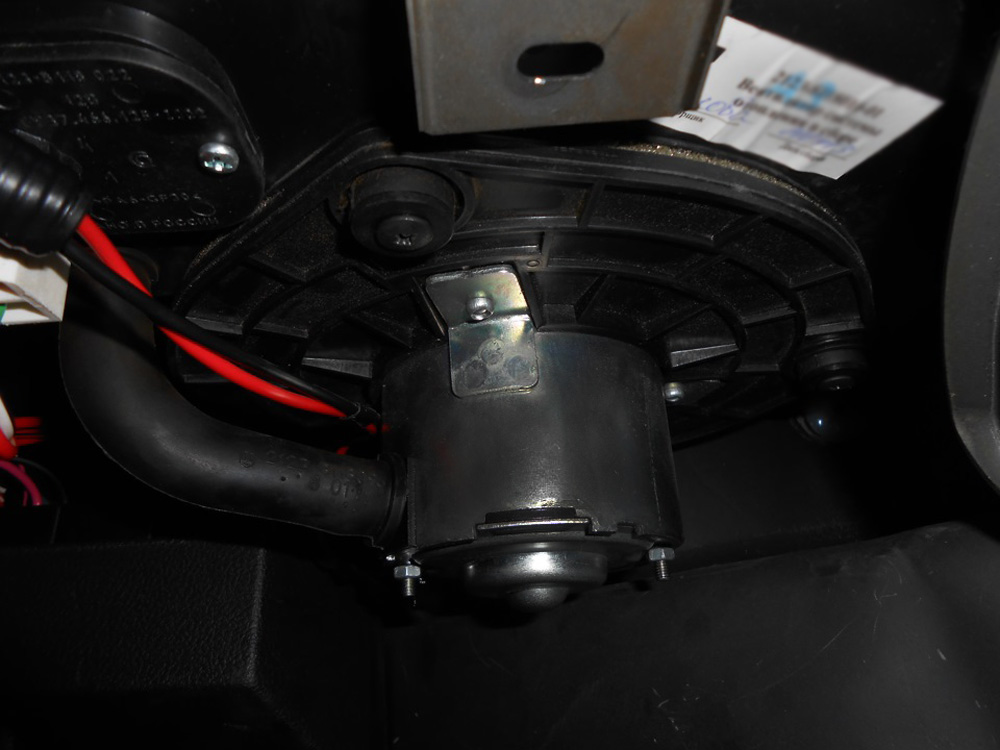 Image - Do-it-yourself Niva Chevrolet heater engine repair