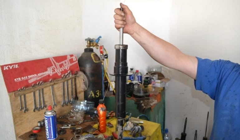 Image - DIY repair of shock absorbers and struts