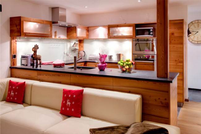 Image - DIY repair in the kitchen in a country house