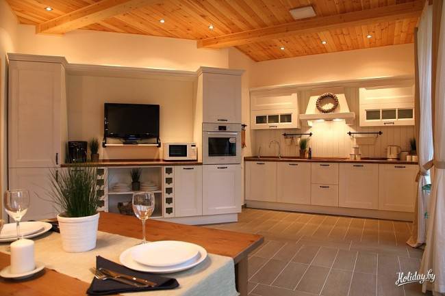 Image - DIY repair in the kitchen in a country house
