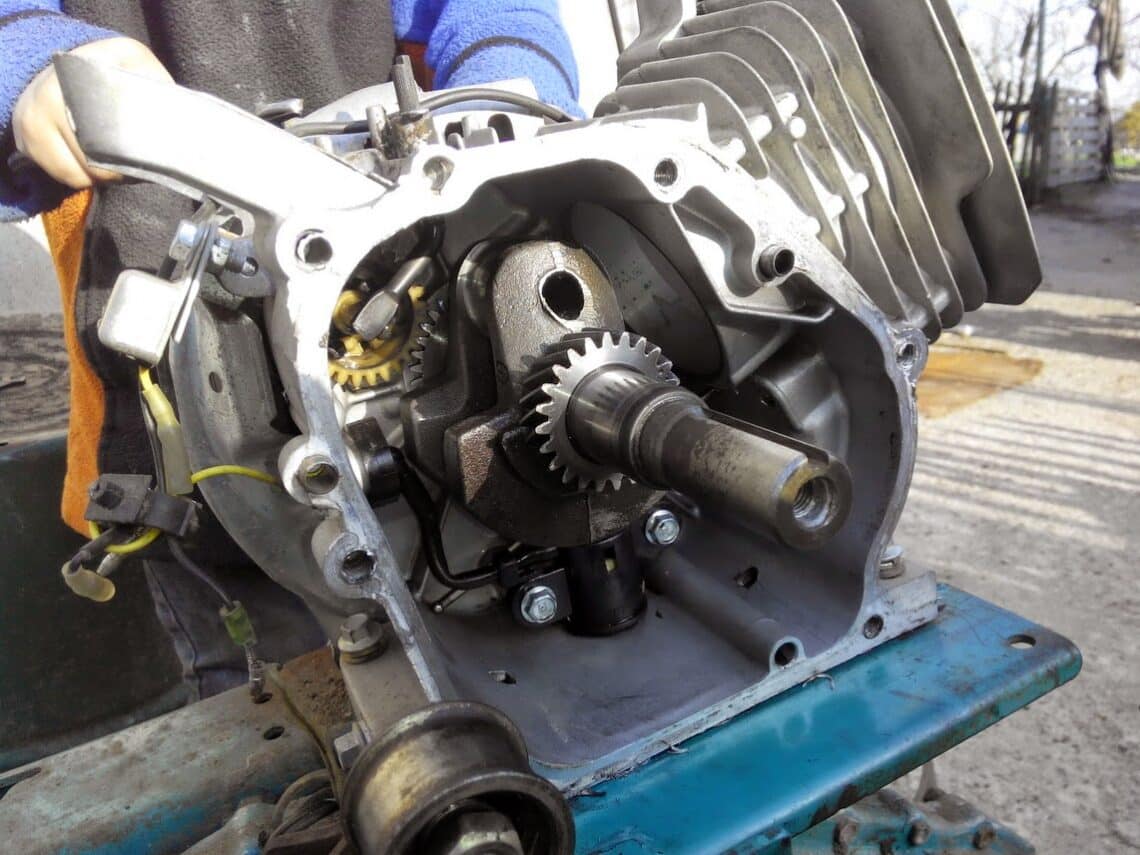 Image - DIY hopper walk-behind tractor repair