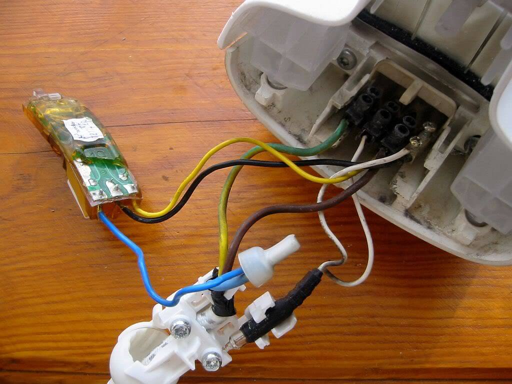 Image - Iron pir 2479k cordless DIY repair