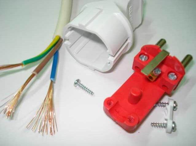 Image - DIY repair of an extension cord with a switch