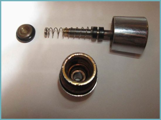 Image - Do-it-yourself Damix crane repair