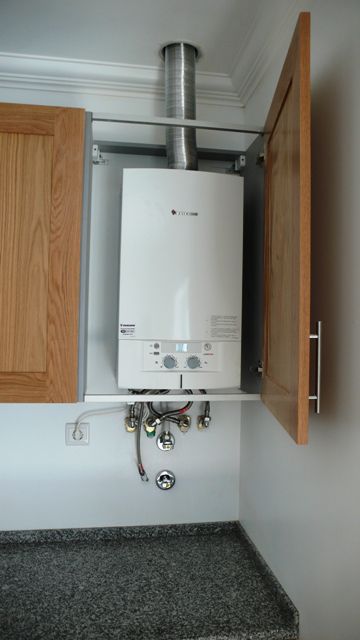 Image - Vaillant do-it-yourself gas water heater repair