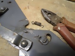 Image - DIY repair of sofas click gag