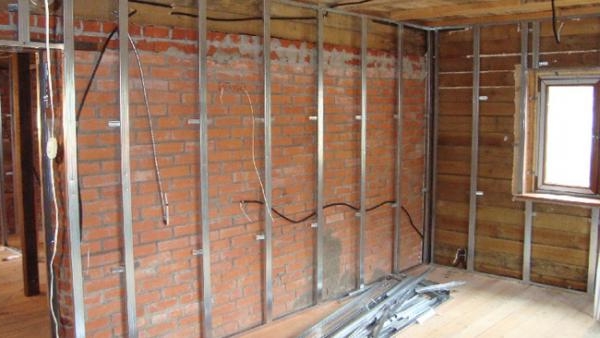 Image - Do-it-yourself internal renovation of a village house