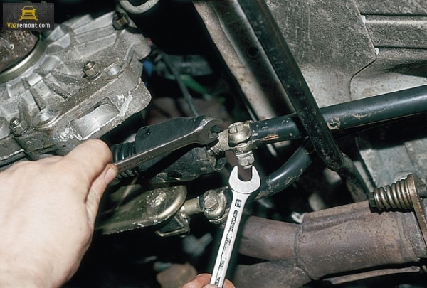 Image - DIY VAZ 2114 backstage repair