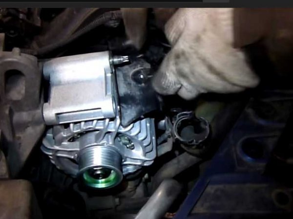 Image - DIY generator repair on Ford