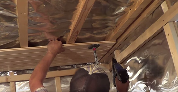 Image - DIY repair of an old wooden ceiling