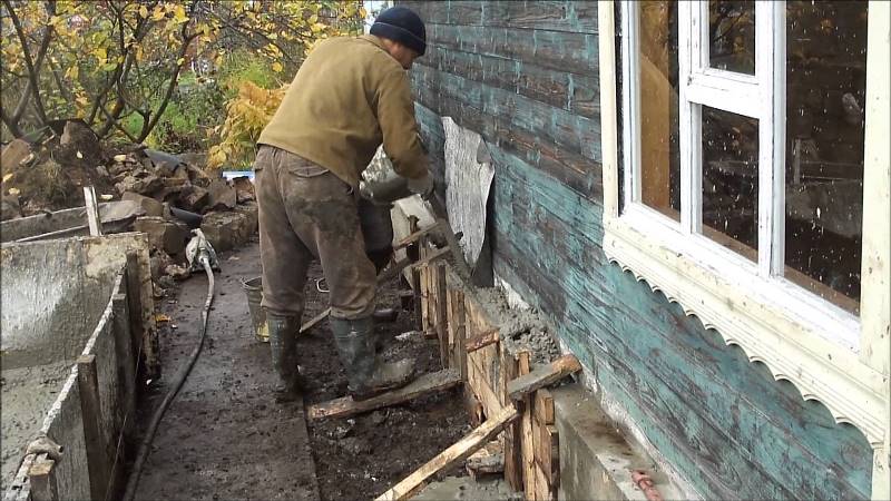 Image - DIY repair of the foundation of a wooden house