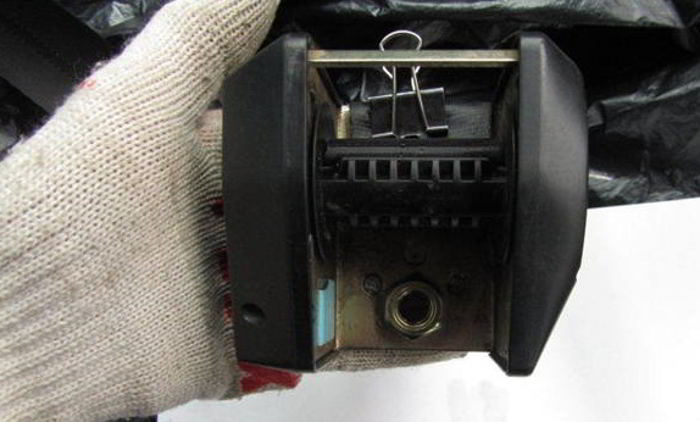 Image - DIY belt repair on trousers