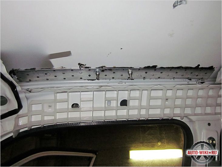 Image - DIY repair of roof rails