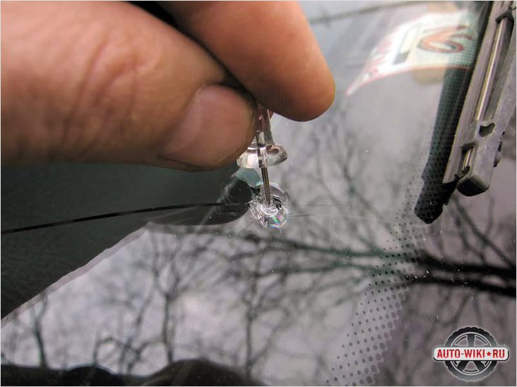 Image - DIY repair of chipped and cracked windshields