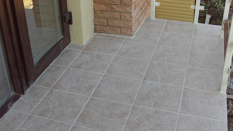 Image - DIY repair of an open balcony