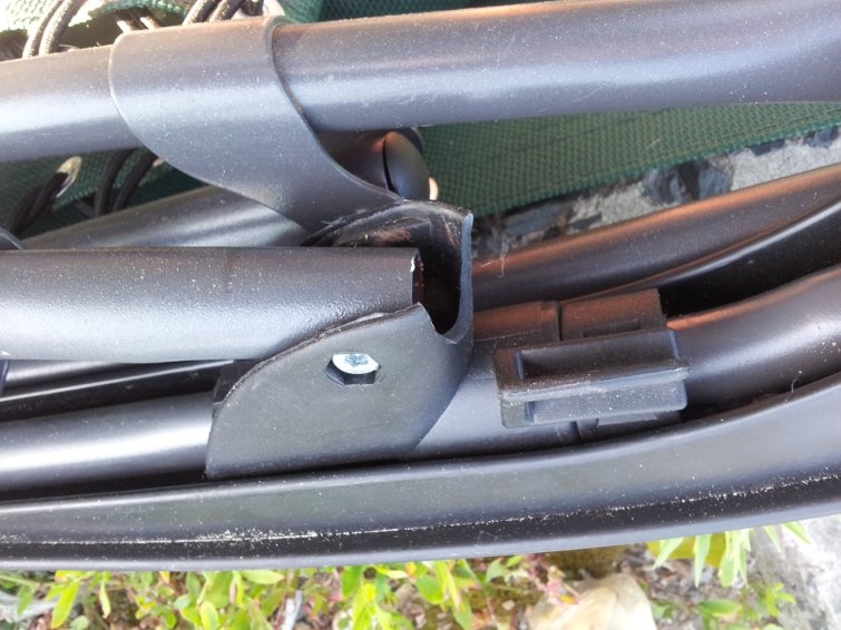 Image - Do-it-yourself sun lounger repair