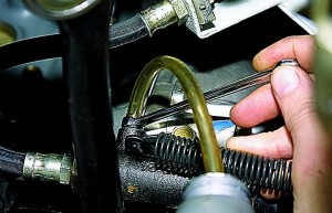 Image - VAZ 21213 clutch repair do it yourself bleeding