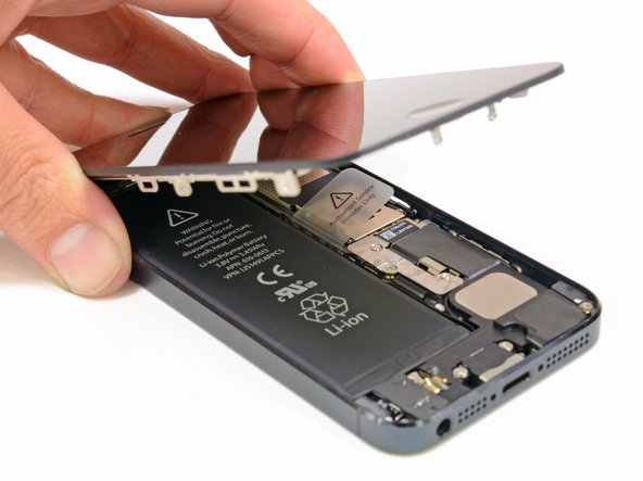 Image - DIY iphone 5 case repair