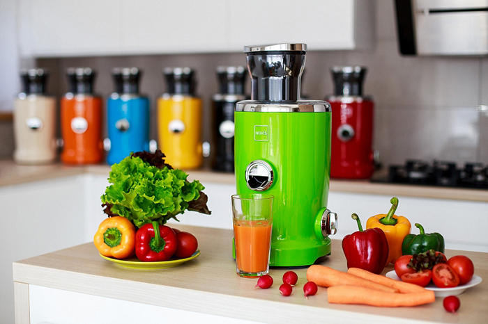 Obrázek - Oprava odšťavňovače Vitek Juicer Udělej si sám