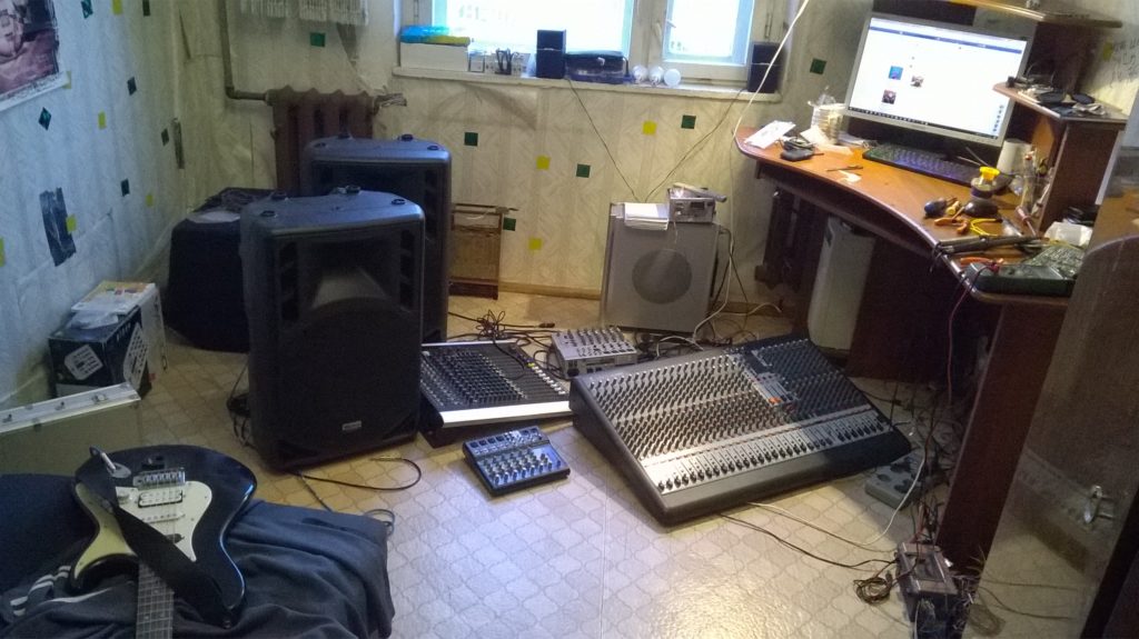 Image - DIY mixing console repair