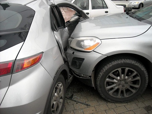 Image - DIY repair of broken cars