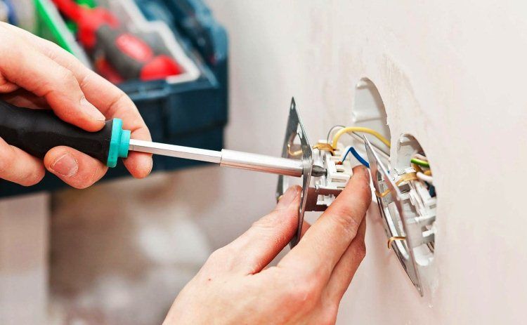 Image - Simple DIY repair in the room