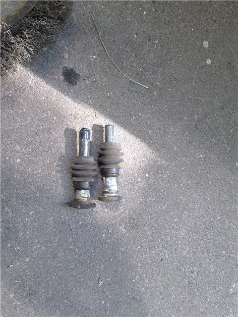 Image - DIY repair of the rear caliper of a Mitsubishi Lancer 9