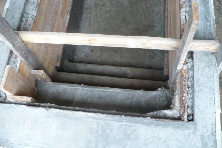 Image - DIY car repair pit