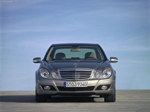 Image - Do-it-yourself steering rack repair on a Mercedes e211