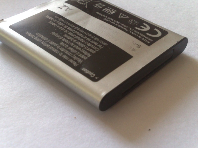 Image - DIY smartphone battery repair