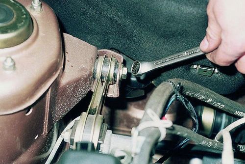 Image - DIY VAZ 2110 engine mount repair