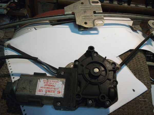Image - Vaz 2110 DIY electric window repair