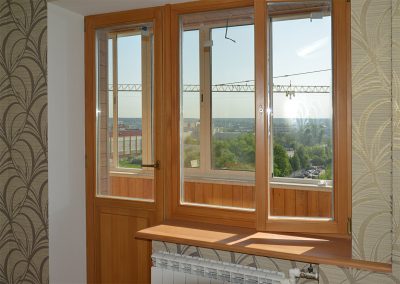 Image - DIY repair of a wooden balcony door