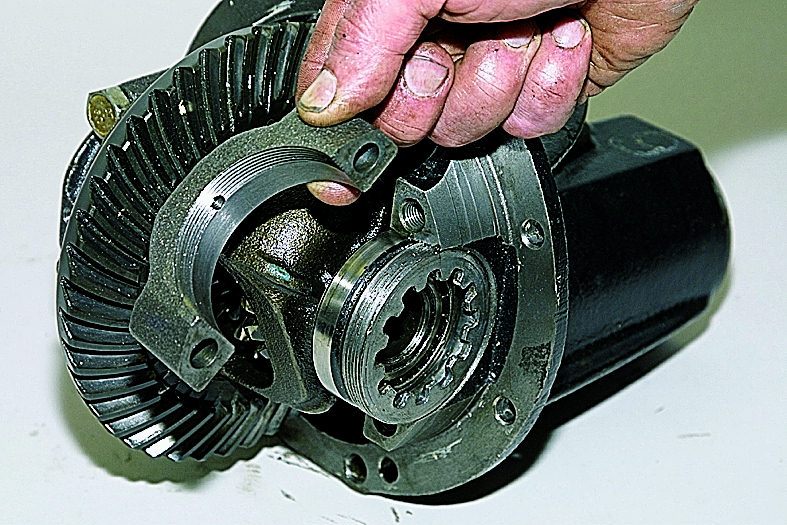 Image - Rear axle gearbox gazelle DIY repair