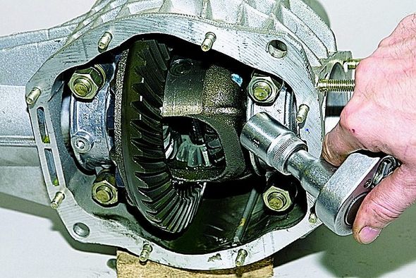 Image - Rear axle gearbox gazelle DIY repair