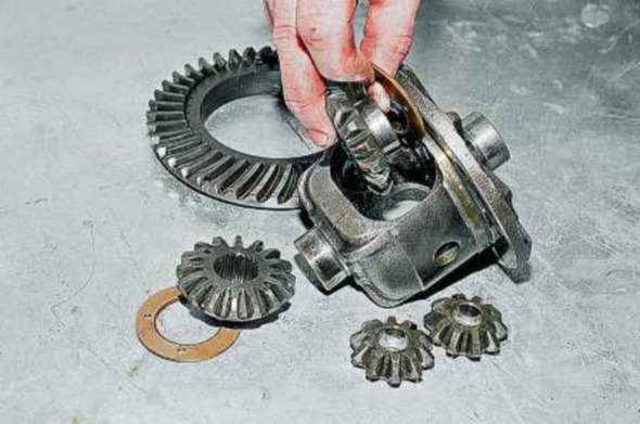 Image - Rear axle gearbox gazelle DIY repair